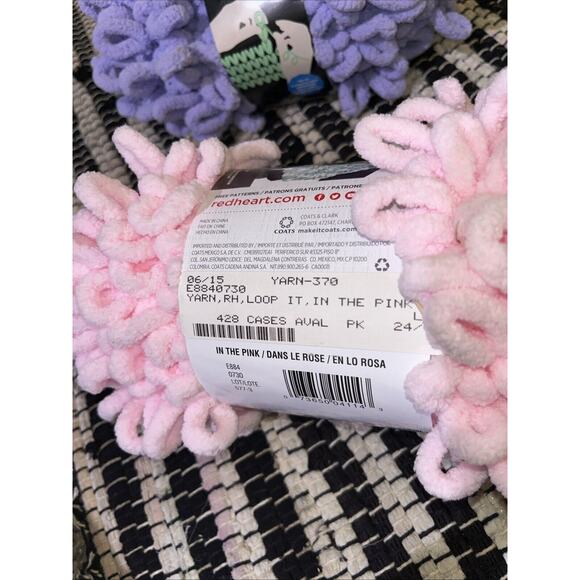 yarn‎ lot Of 2 “in The Pink” “purple Heart” Finger Loop Yarn - Picture 4 of 6